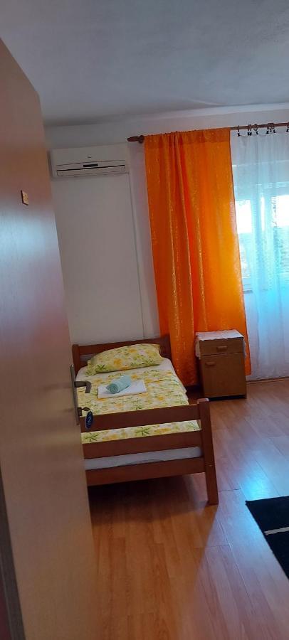 Hotel Danijel Sveti Juraj Esterno foto